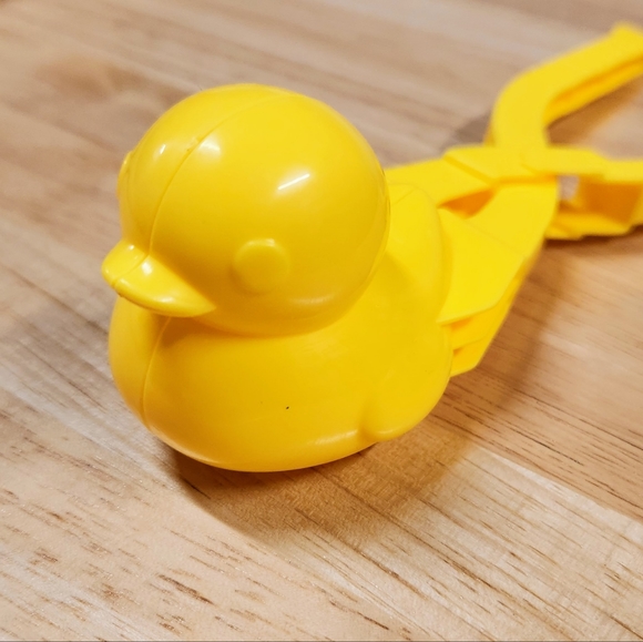 Other - Ducky Snowball Maker New